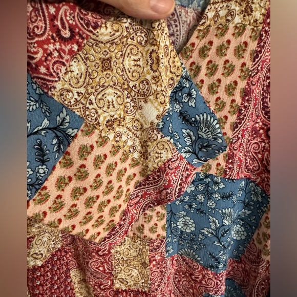 Bohemian style flowy top by Cotton Bleu size 1x in gently used condition - Picture 8 of 12